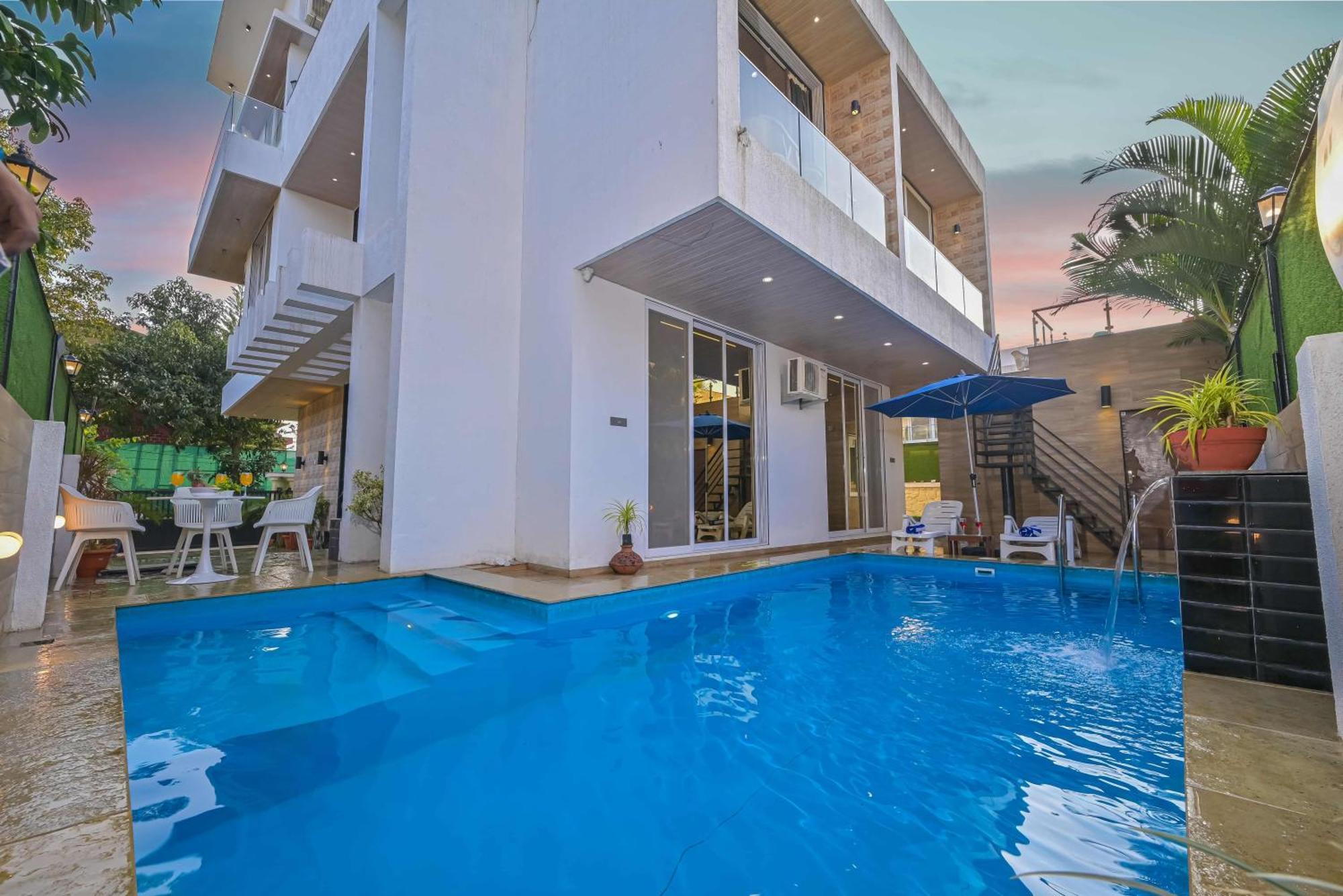 Elegant Villa By Tropicana Stays Lonavala Exterior foto